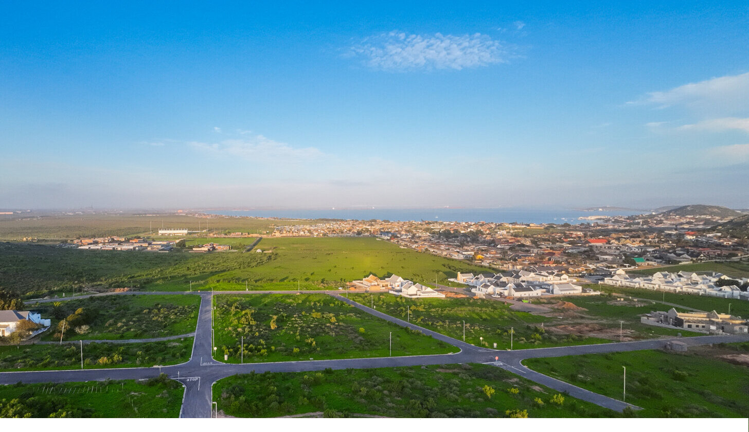 Welgedaan Estate land with open plots available